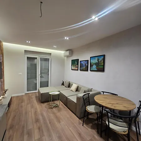 Saint Melania Appartement Tirana